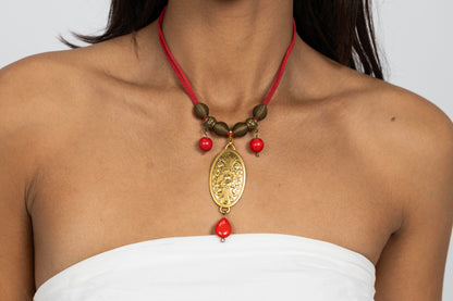 Oval Floral In Red Necklace